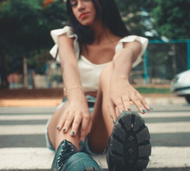 Buty na platformie z ćwiekami na zimę – czy warto?